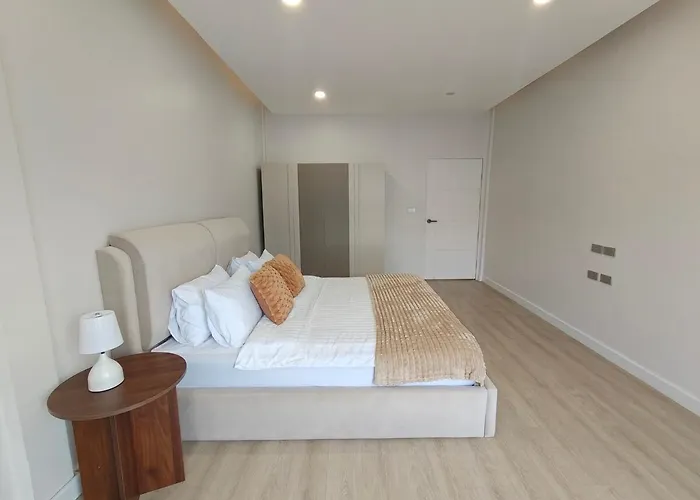 Ekkamai 5br Town House Private Onsen Vvbkk35 度假居 曼谷