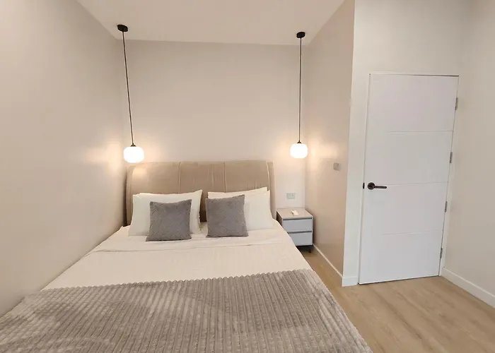Ekkamai 5br Town House Private Onsen Vvbkk35