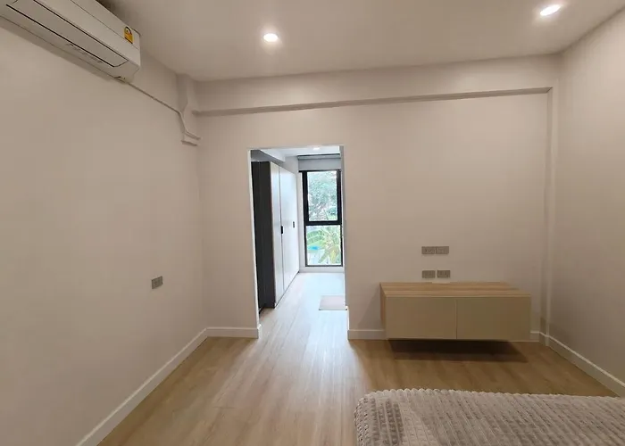 Ekkamai 5br Town House Private Onsen Vvbkk35 曼谷
